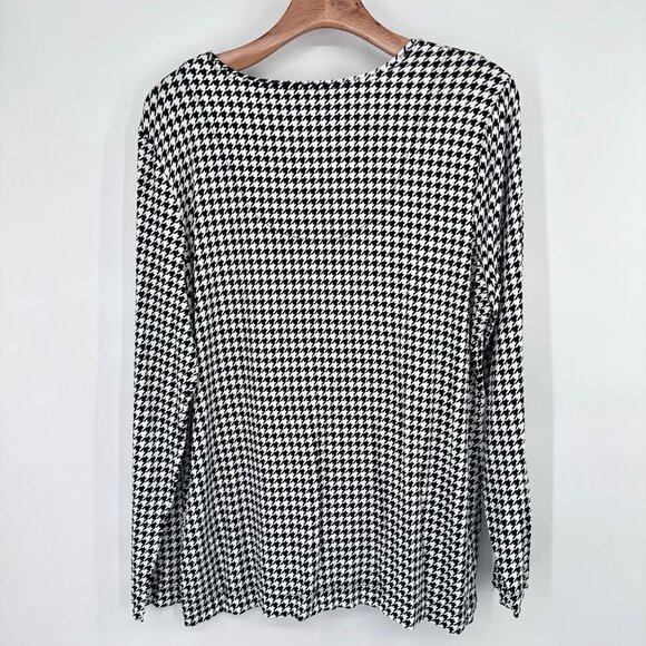 Chicos 2 Womens Houndstooth Long Sleeve Top layering tee size large black knit - Picture 10 of 14